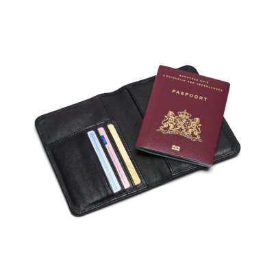 Rio cross paspoort chabo bags - Rio croco passport cover black 03 - 58 (1)